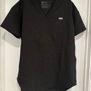 FIGS TUNIC SCRUB TOP